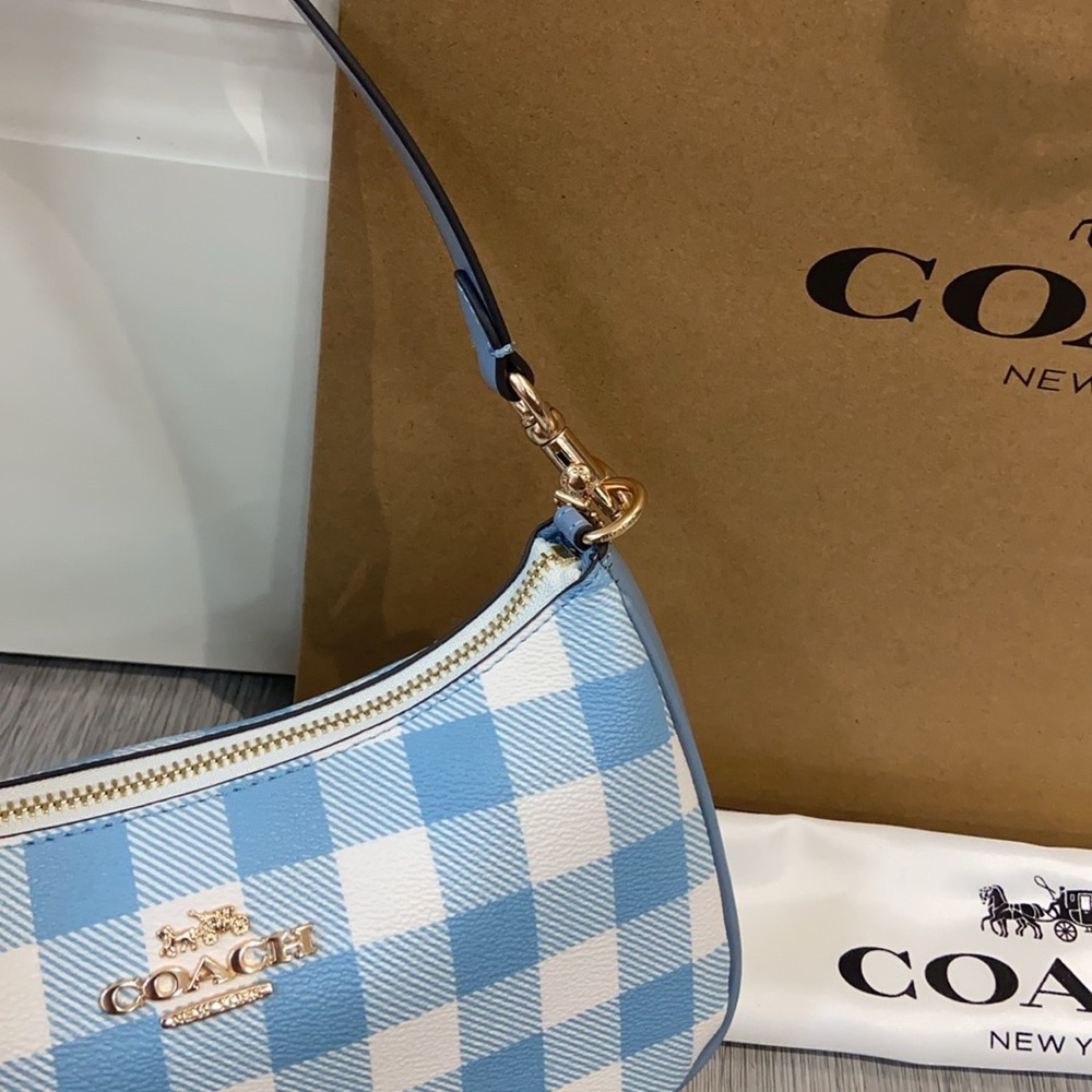 Coach Light Blue Gingham Shoulder Bag with Gold Hardware - Picture 5 of 7